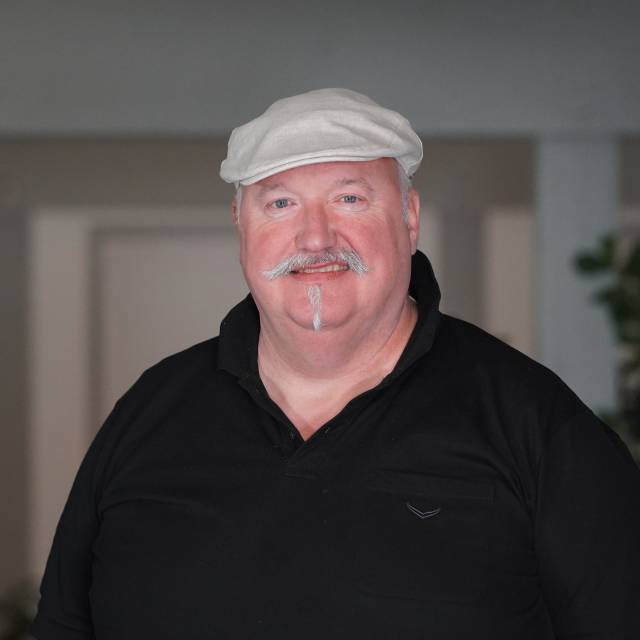 Bernhard Höfling | Senior Sales Manager